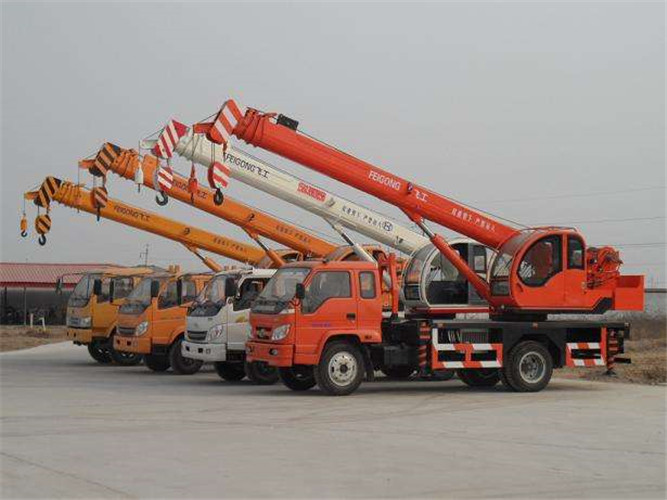 郫都区设备出现故障导致停工，怎么处理？是否有备用设备替换？