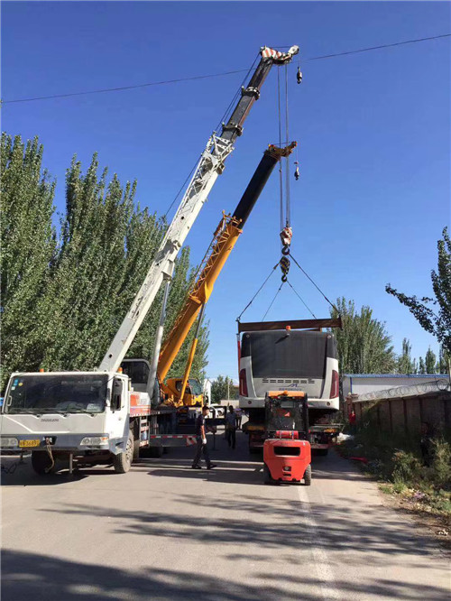 郫都区港口集装箱搬运案例